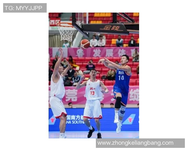 成都篮球队技术实力提升显著引领全国篮球技术排名新高度 成都篮球队技术实力提升显著引领全国篮球技术排名新高度