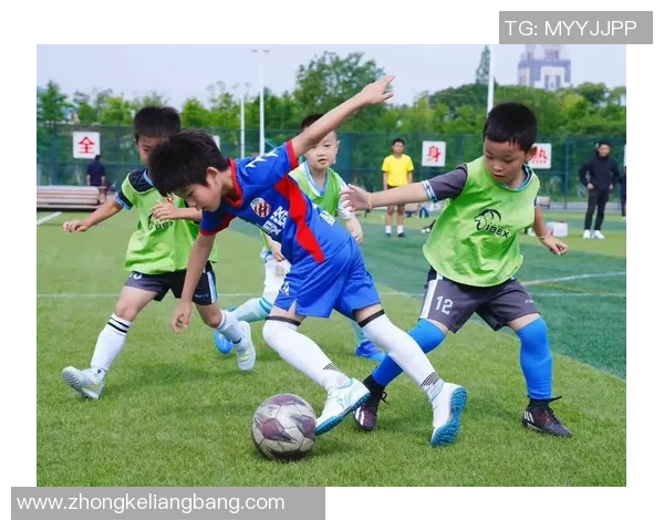 热爱龙珠的足球明星们如何将动漫精神融入赛场表现 热爱龙珠的足球明星们如何将动漫精神融入赛场表现